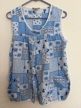 CW Classics Patchwork Floral Vest Top Women’s M Blue Cottagecore Button Front